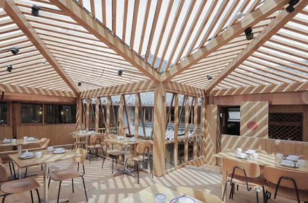 Vibrant and inspiring work environment with creative workspaces and modern interior design